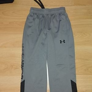 Boys Under Armour pants Size XS
